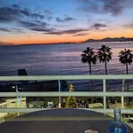 Superbe Vue Panoramique Lägenhet Juan-les-Pins